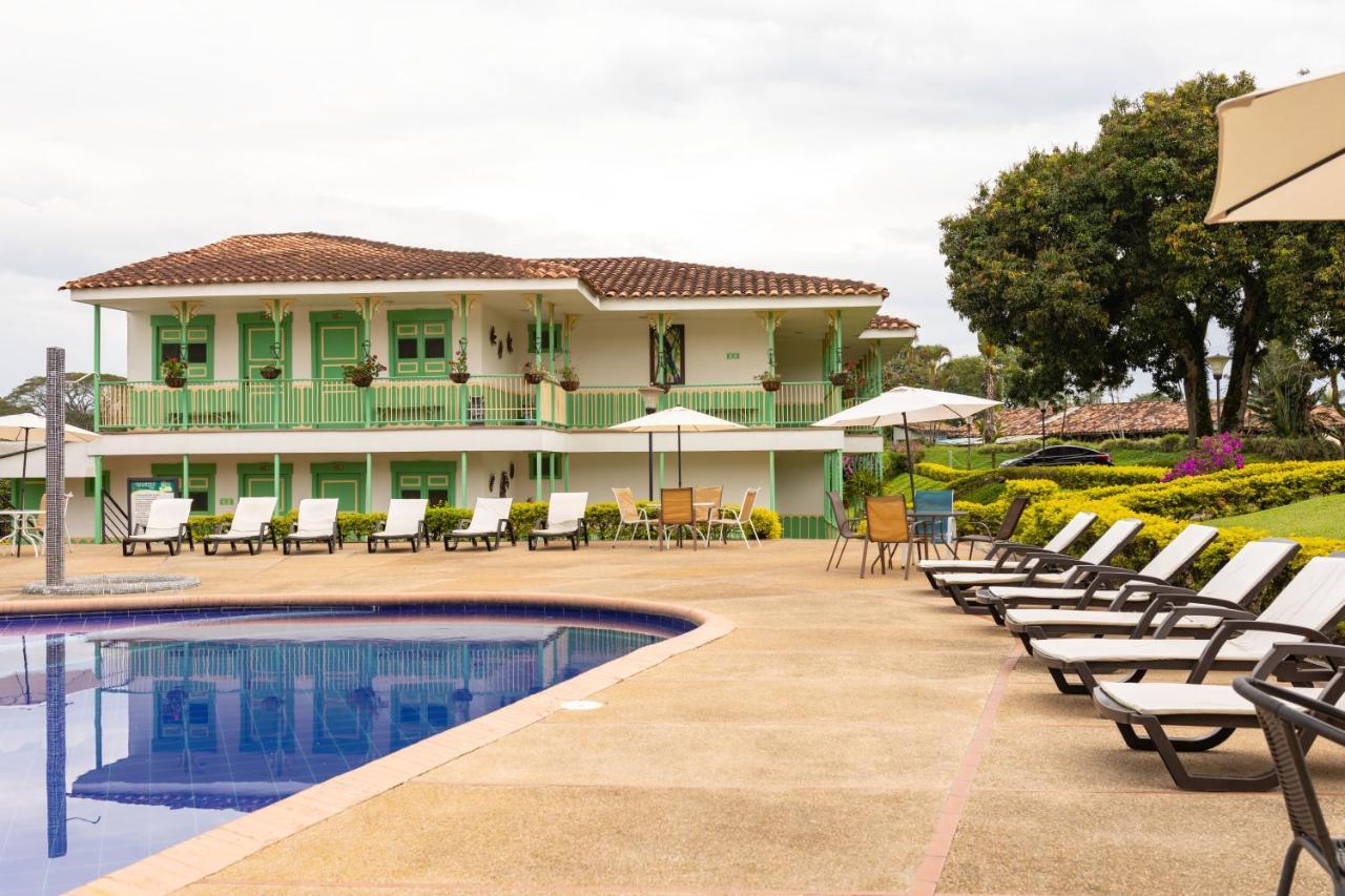 Hotel Eden Parque Del Cafe Монтенегро Екстериор снимка
